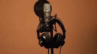 Le métier de doubleur de voix vous intéresse ? Pourquoi ne pas suivre une formation ?